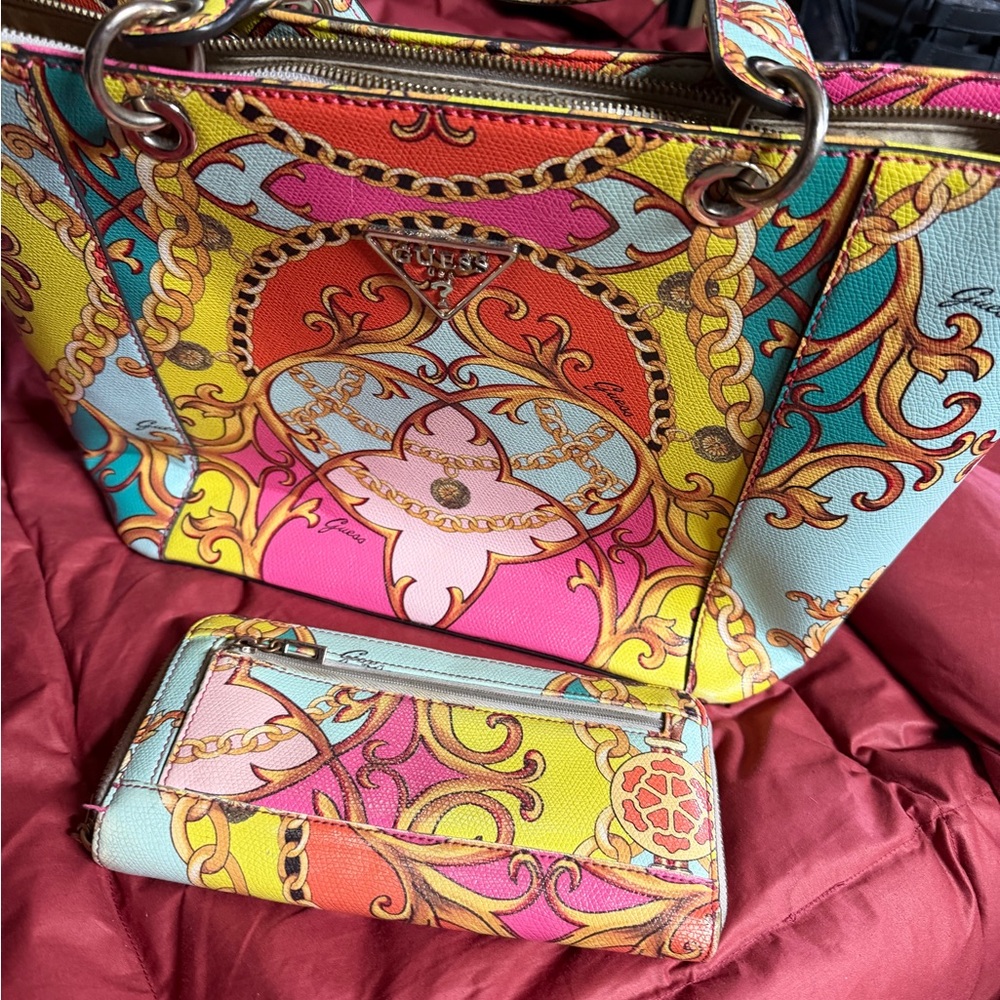 Vintage Guess Multicolor Baroque Print Women's Bag and wallet